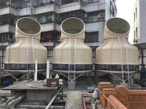 哈爾濱冷卻塔廠家淺析玻璃鋼冷卻塔的工作原理及優(yōu)勢(shì)(哈爾濱冷卻塔廠家)